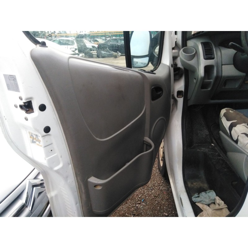 renault trafic combi (ab 4.01) del año 2001