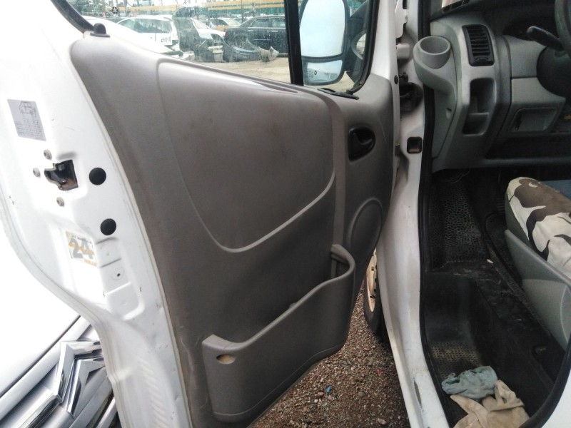 renault trafic combi (ab 4.01) del año 2001