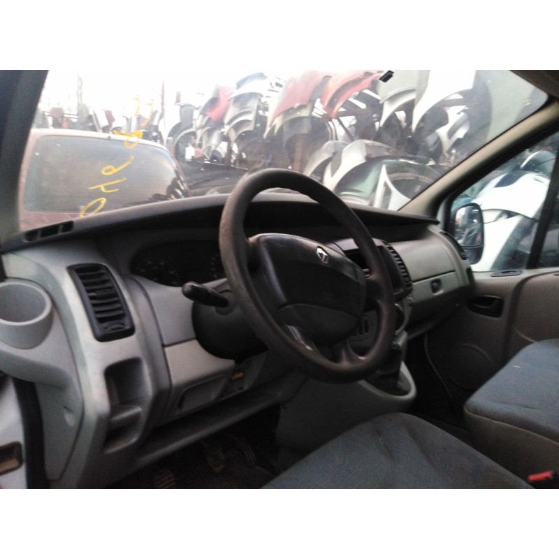 renault trafic combi (ab 4.01) del año 2001