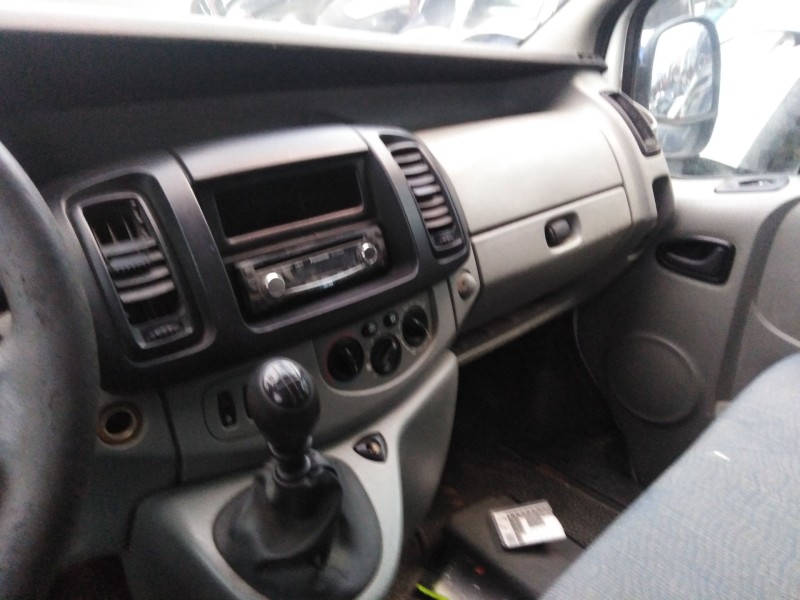 renault trafic combi (ab 4.01) del año 2001