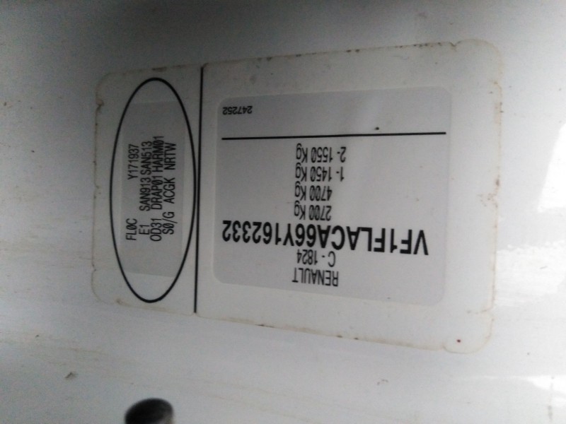 renault trafic combi (ab 4.01) del año 2001