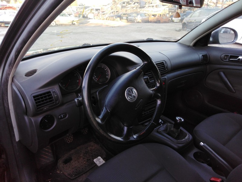 volkswagen passat berlina (3b3) del año 2000