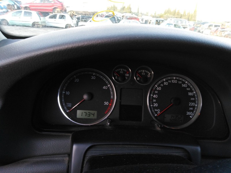 volkswagen passat berlina (3b3) del año 2000