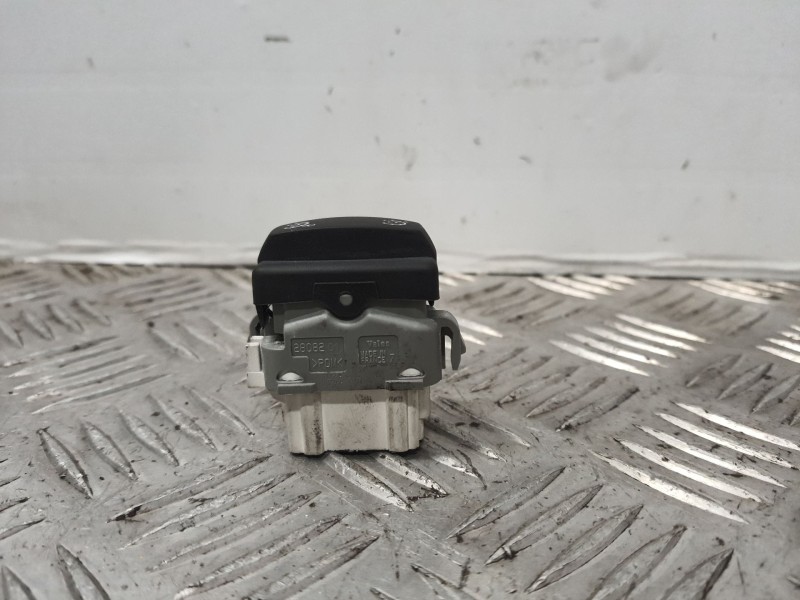 Recambio de mando control velocidad para renault megane ii berlina 5p referencia OEM IAM 107841C 2808201 