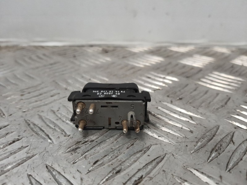 Recambio de mando elevalunas trasero izquierdo para mercedes clase s (w140) berlina referencia OEM IAM 1408210151KZ 03809740 