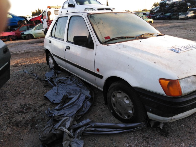 ford fiesta berl./courier del año 1989