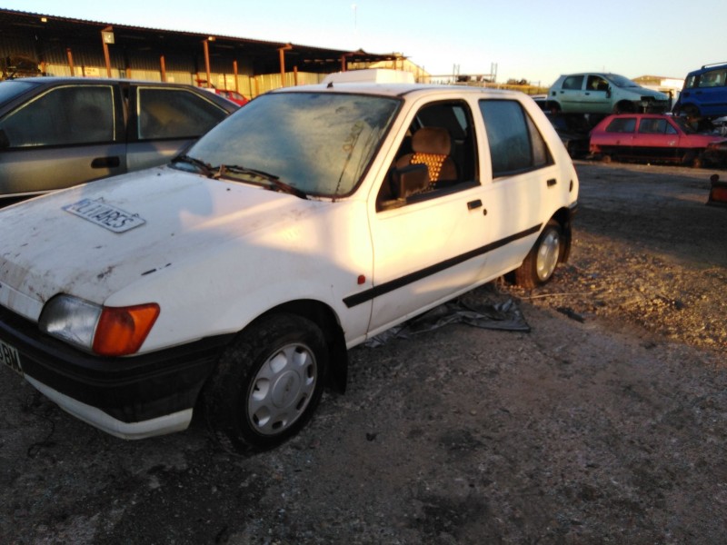 ford fiesta berl./courier del año 1989