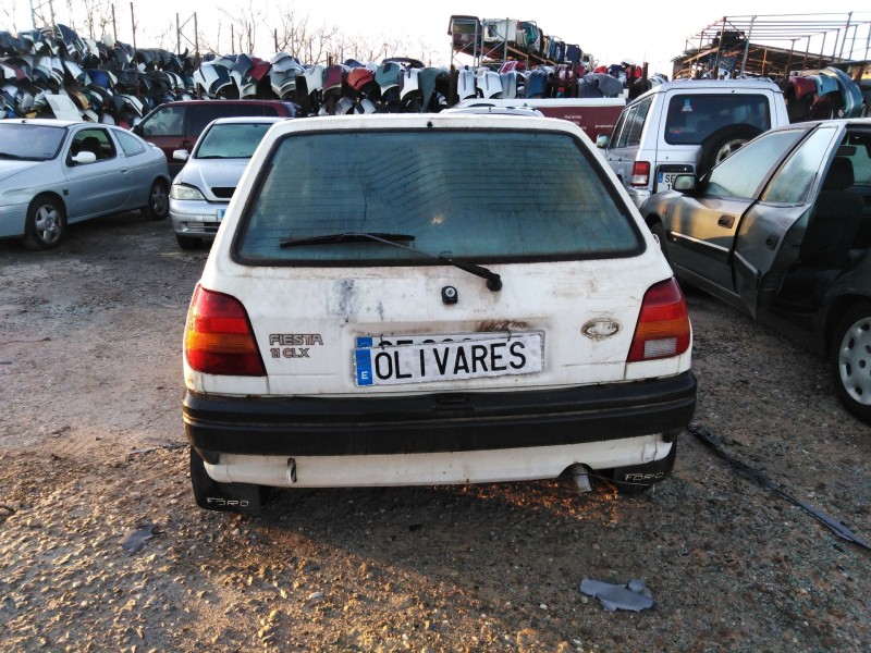 ford fiesta berl./courier del año 1989