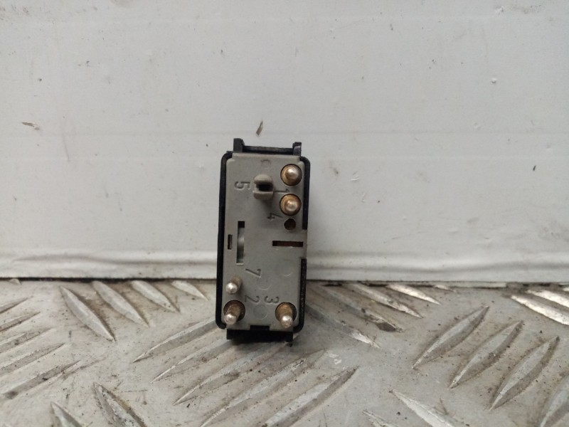 Recambio de mando elevalunas trasero izquierdo para mercedes clase s (w140) berlina referencia OEM IAM 1408210151KZ 03809740 