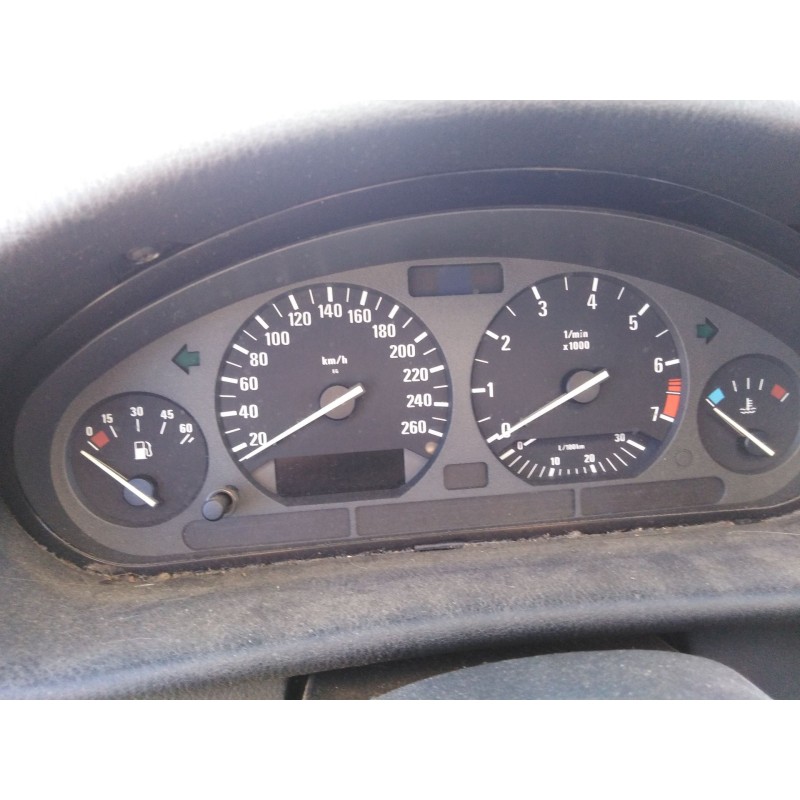 bmw serie 3 berlina (e36) del año 1990