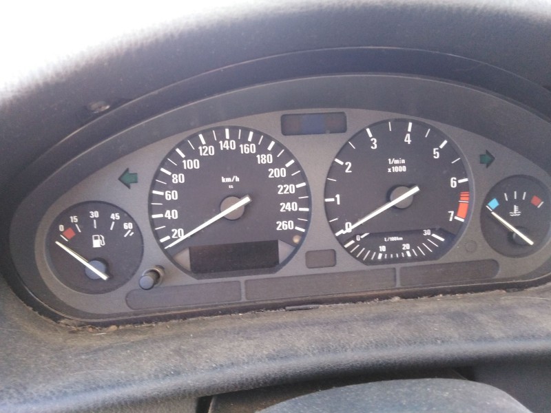 bmw serie 3 berlina (e36) del año 1990