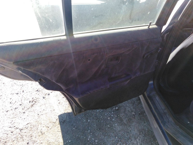 bmw serie 3 berlina (e36) del año 1990