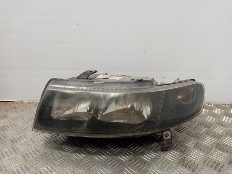 Recambio de faro izquierdo para seat leon (1m1) 1.9 tdi referencia OEM IAM   