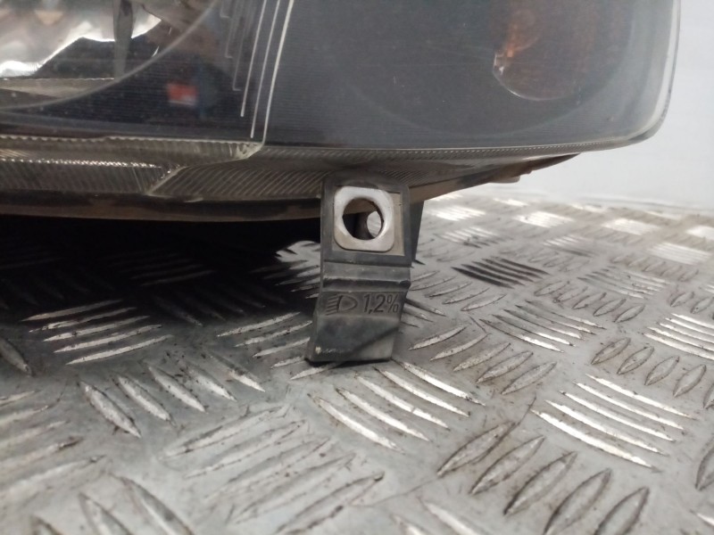 Recambio de faro izquierdo para seat leon (1m1) 1.9 tdi referencia OEM IAM   