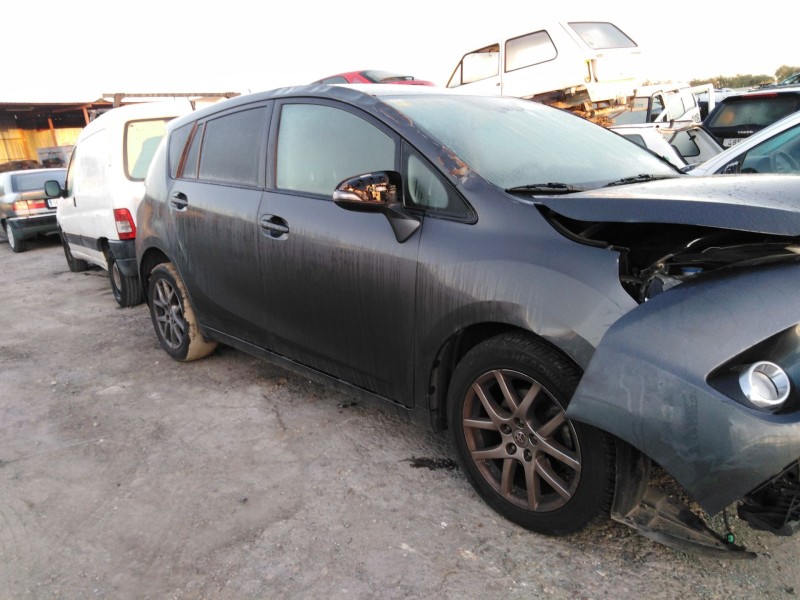 toyota verso del año 2013