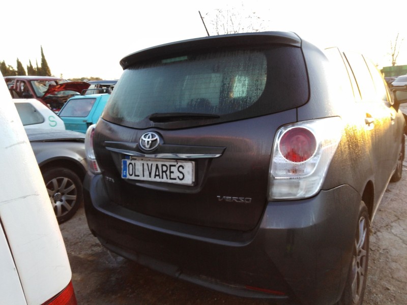 toyota verso del año 2013