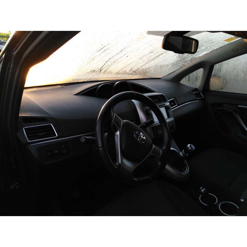 toyota verso del año 2013