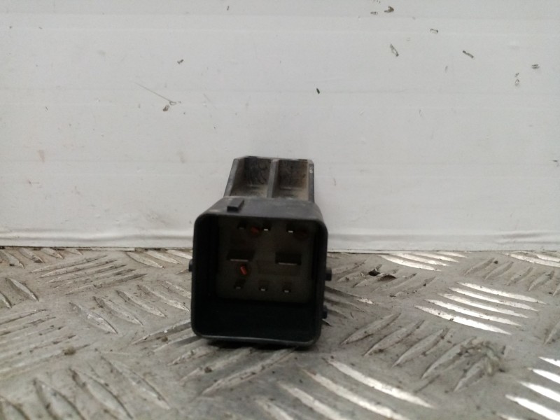 Recambio de caja precalentamiento para citroen c2 1.4 hdi referencia OEM IAM 9640469680 51252002 