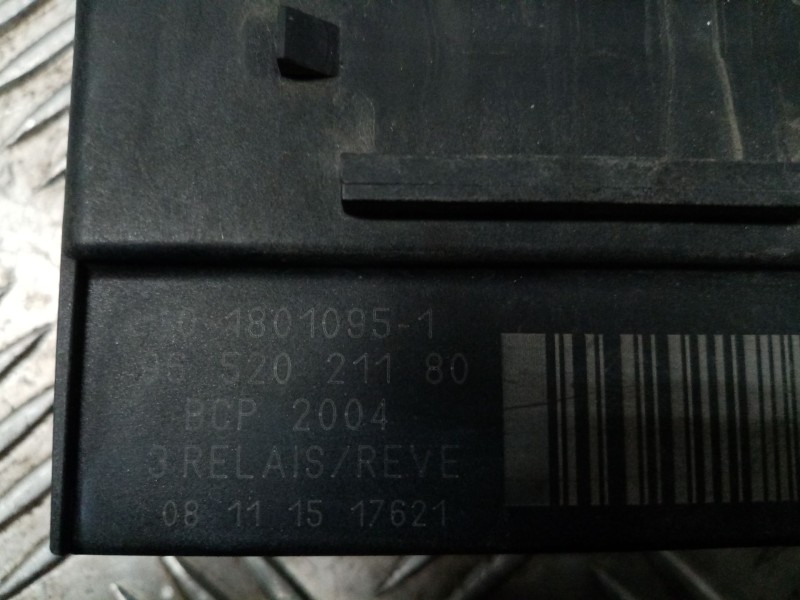 Recambio de caja precalentamiento para citroen c2 1.4 hdi referencia OEM IAM 9652021180 018010951 