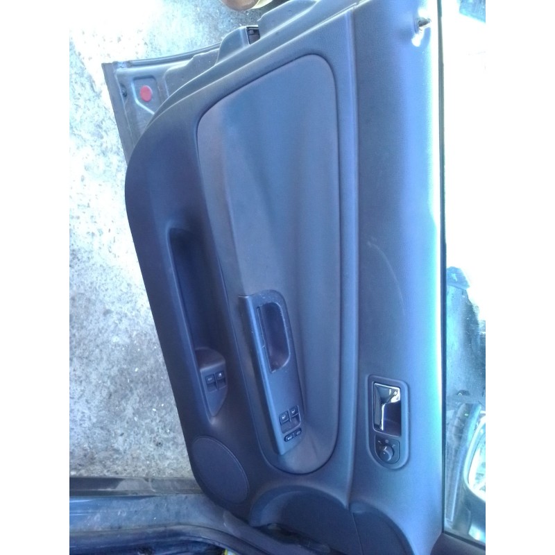 Recambio de guarnecido puerta delantera izquierda para volkswagen passat berlina (3b3) comfortline referencia OEM IAM 0  
