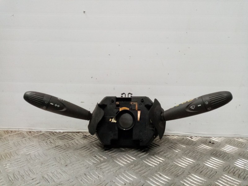 Recambio de mando luces para fiat punto berlina (188) referencia OEM IAM 10400563480  