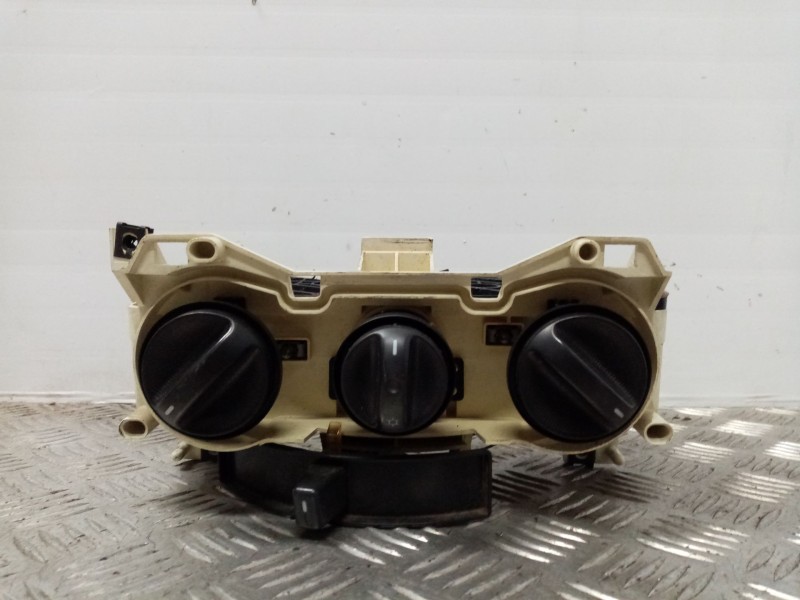 Recambio de mando calefaccion / aire acondicionado para fiat punto berlina (188) referencia OEM IAM 151540000  