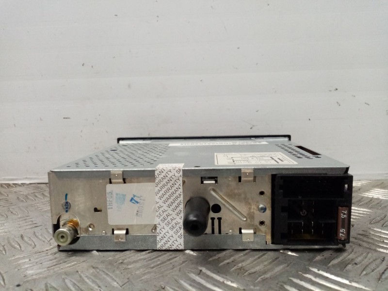 Recambio de sistema audio / radio cd para volkswagen passat berlina (3b3) comfortline referencia OEM IAM 1J0035152F  