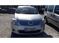 toyota auris del año 2006