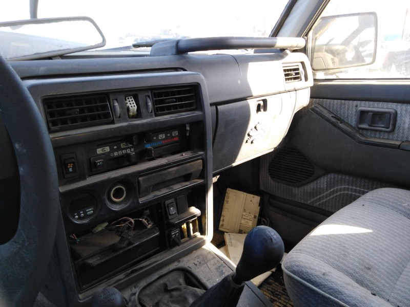 nissan patrol gr (y60) del año 1988