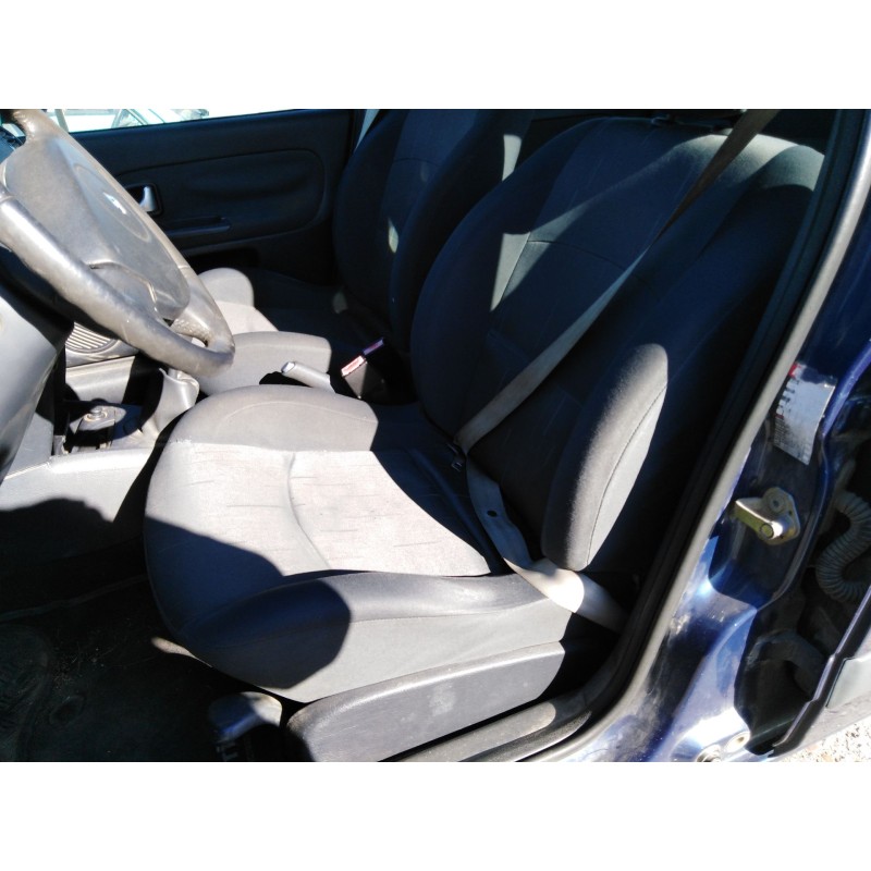 renault clio ii (bb_, cb_) del año 2001