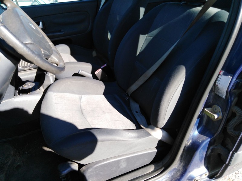 renault clio ii (bb_, cb_) del año 2001