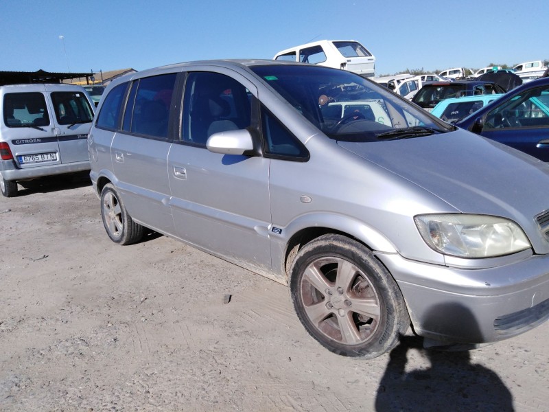 opel zafira a monospace (t98) del año 2000