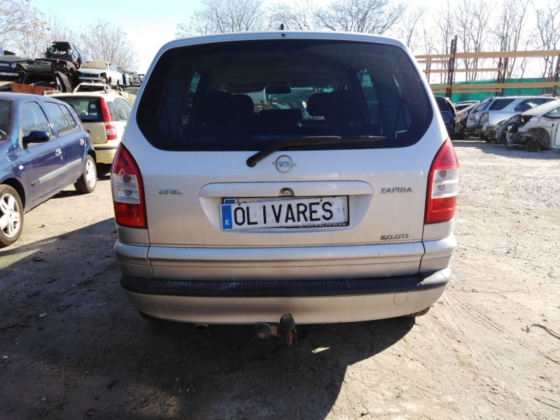 opel zafira a monospace (t98) del año 2000