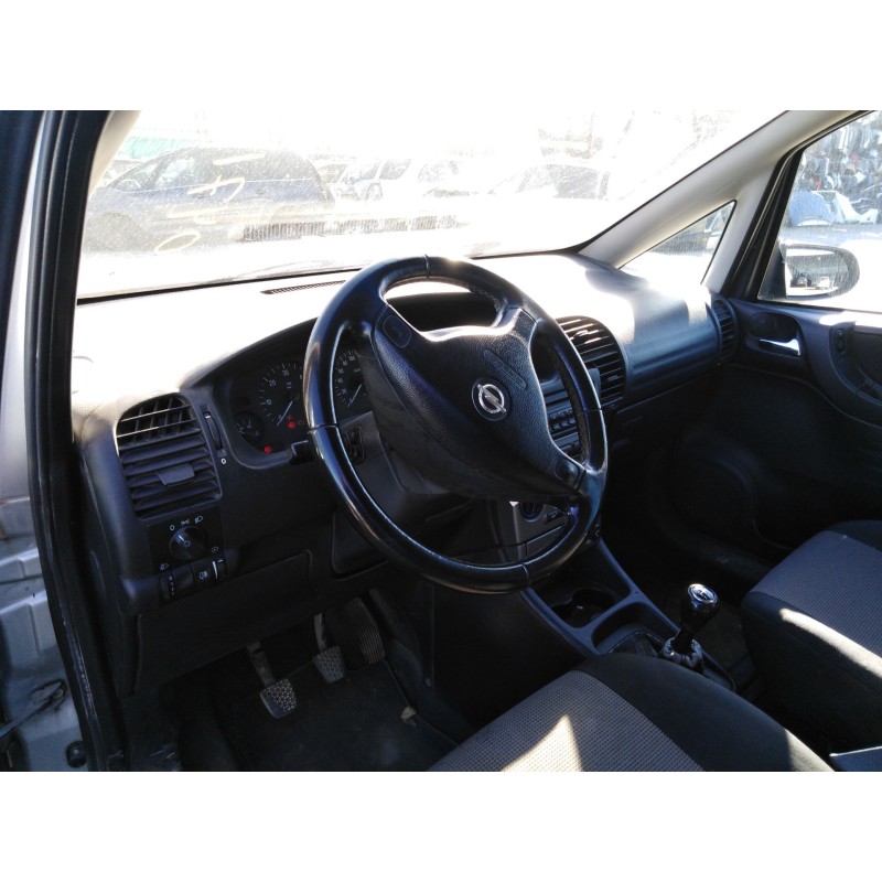 opel zafira a monospace (t98) del año 2000
