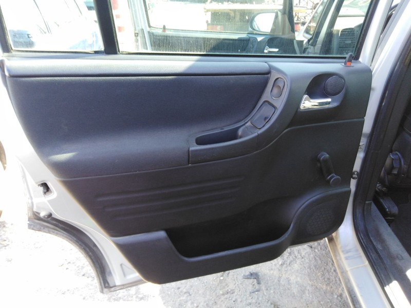 opel zafira a monospace (t98) del año 2000