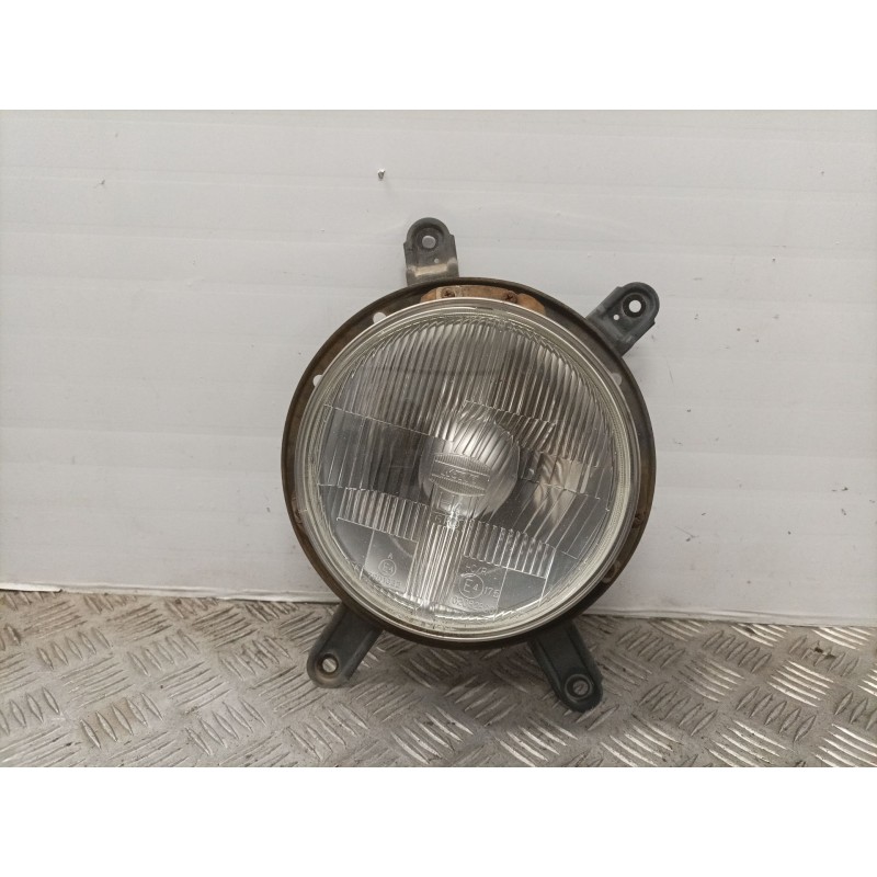 Recambio de faro izquierdo para nissan patrol gr (y60) referencia OEM IAM   