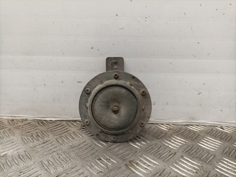 Recambio de claxon para nissan patrol gr (y60) referencia OEM IAM   