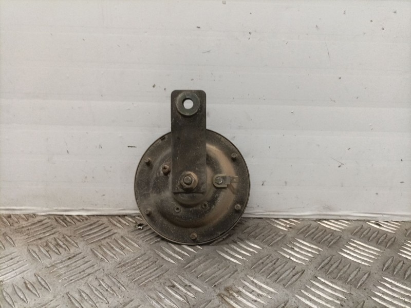 Recambio de claxon para nissan patrol gr (y60) referencia OEM IAM   