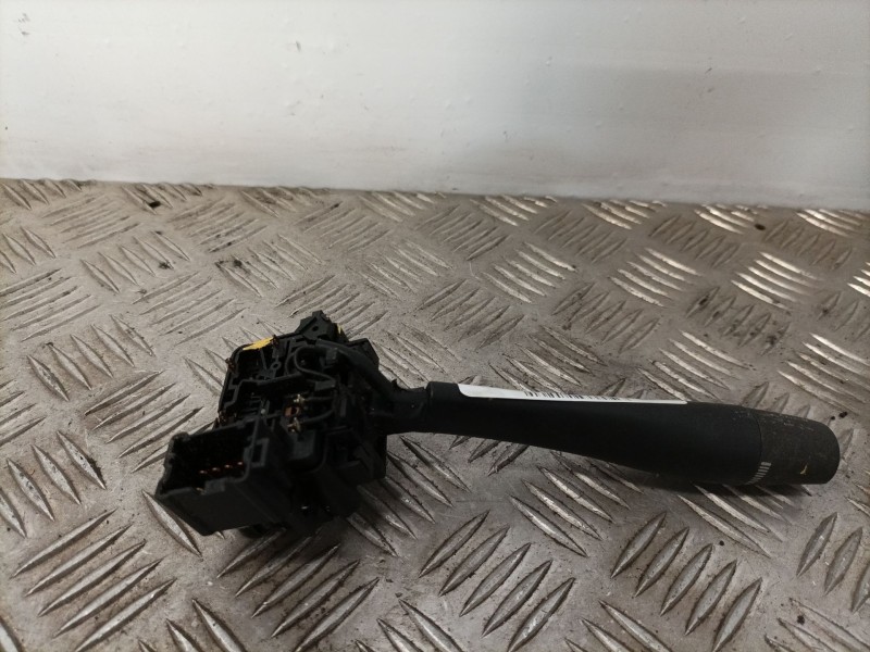 Recambio de mando limpia para nissan primera berl./familiar (p10/w10) básico referencia OEM IAM   