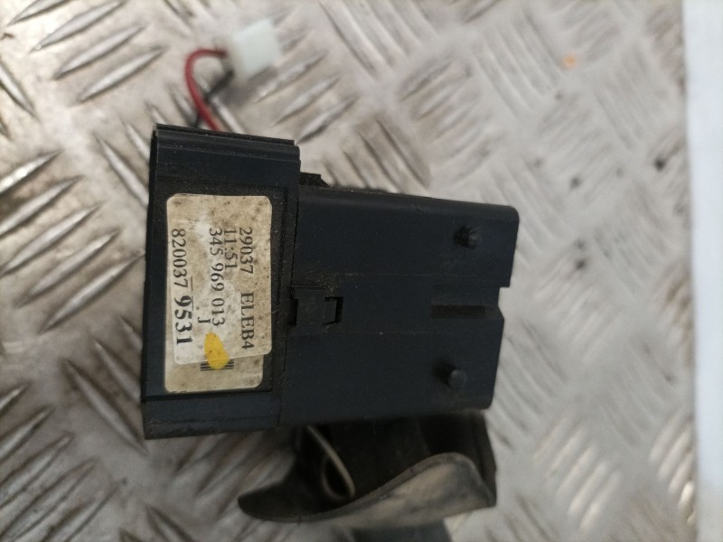 Recambio de mando luces para nissan kubistar (x76) 1.5 dci turbodiesel cat referencia OEM IAM 8200379531  