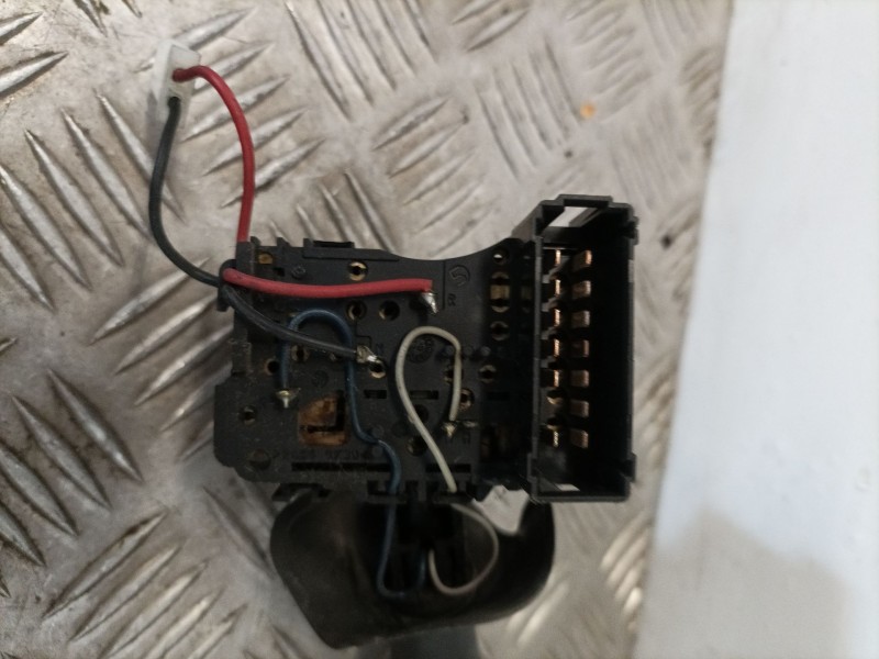 Recambio de mando luces para nissan kubistar (x76) 1.5 dci turbodiesel cat referencia OEM IAM 8200379531  