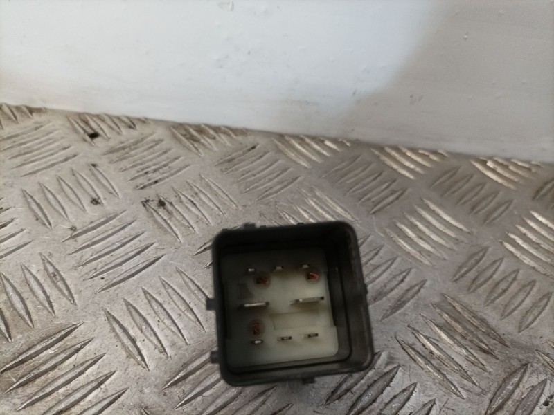 Recambio de caja precalentamiento para mazda 3 1.6 crtd 109 active referencia OEM IAM 9640469680  