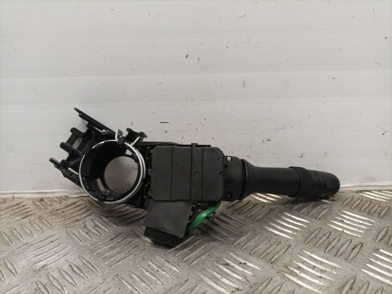 Recambio de mando luces para toyota verso (_r2_) 1.6 d4-d (war20_) referencia OEM IAM 0519017F373  