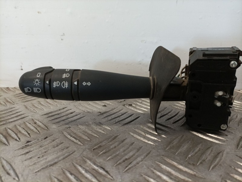 Recambio de mando luces para renault clio 1.2 referencia OEM IAM 6166018  