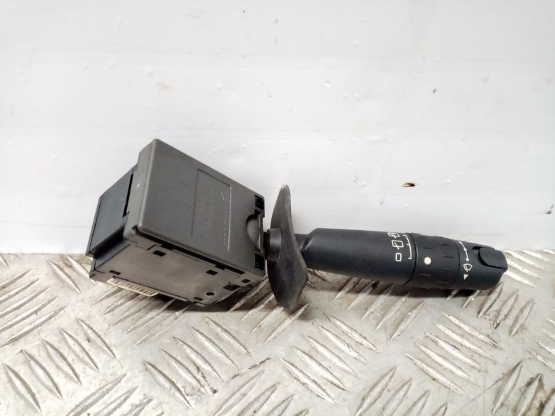 Recambio de mando limpia para citroen xantia berlina 1.6 sx referencia OEM IAM 61580022 96132773ZL 