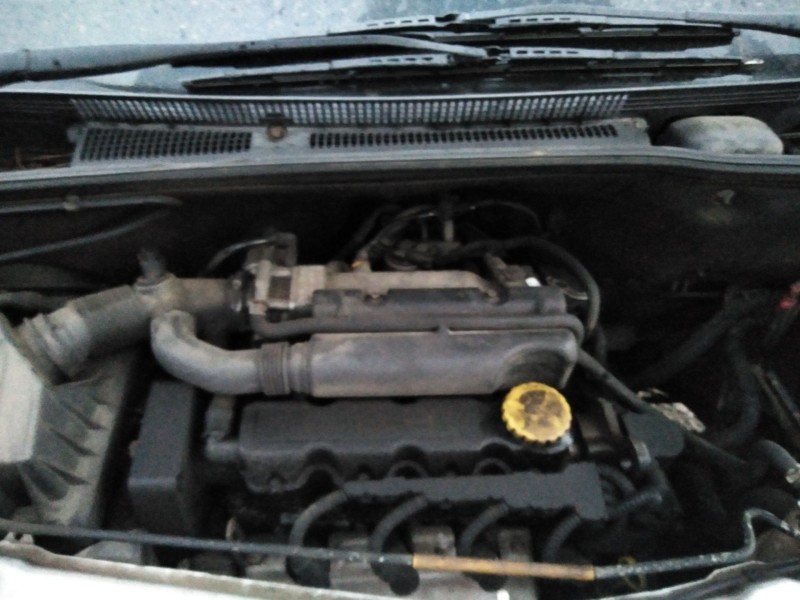 opel meriva a monospace (x03) del año 2003