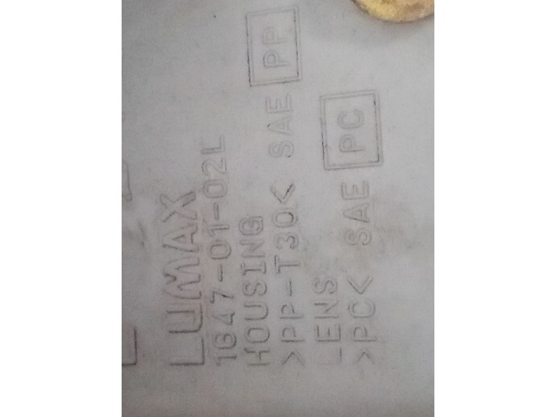 Recambio de faro izquierdo para tata indica referencia OEM IAM 16470102L  