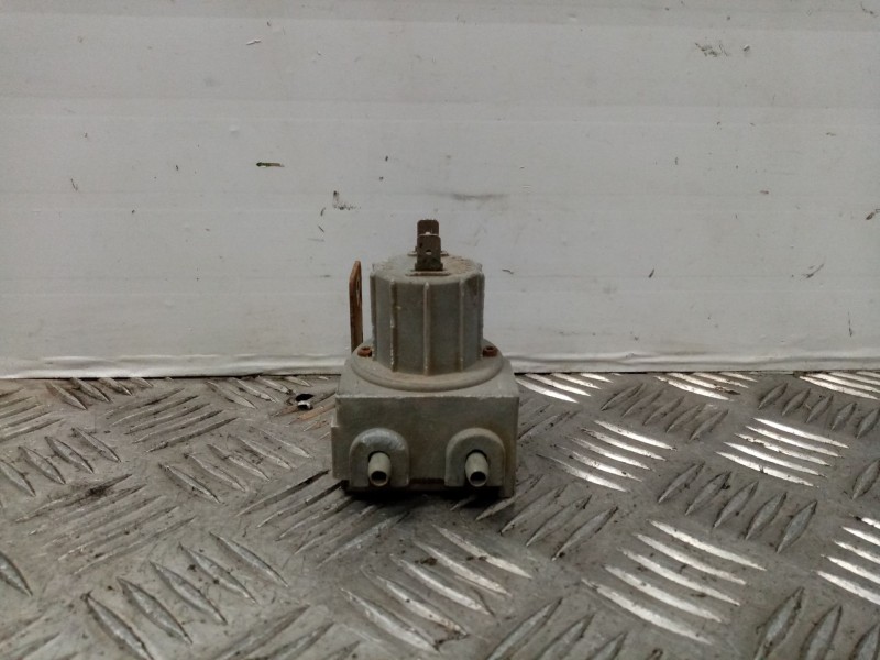 Recambio de bomba limpia para chrysler 2l referencia OEM IAM   