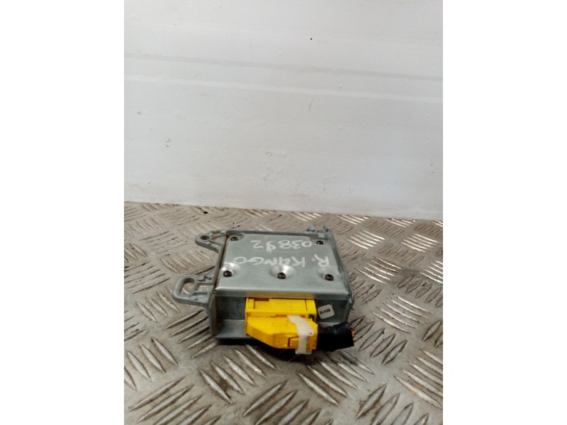 Recambio de centralita airbag para renault kangoo (f/kc0) referencia OEM IAM 8200098402  