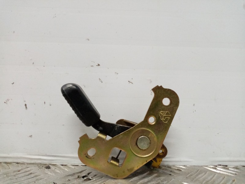 Recambio de maneta interior porton trasero para renault express referencia OEM IAM   